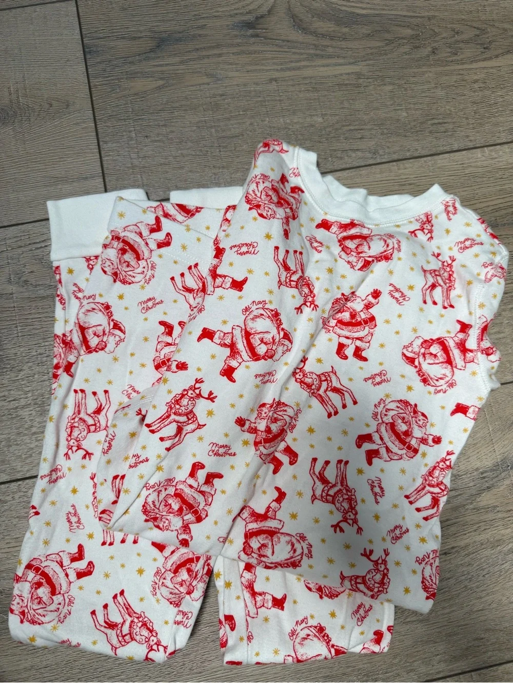 Old Navy White and Red Santa & Reindeer Kids Pajama Set